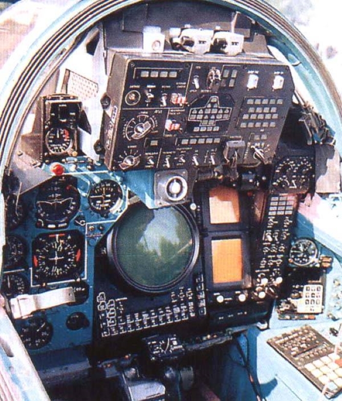 Миг 31 кабина пилота фото
